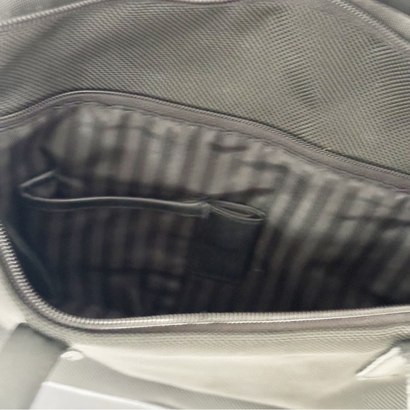 TUMI Laptop Briefcase Art Folio Zip Case Bag in Black BALLISTIC Nylon/Leather - Picture 12 of 16